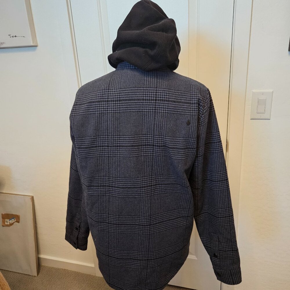 Volcom Hooded Flannel Shacket Plaid Shirt Jacket Size S Black Gray Insulated - Picture 6 of 16